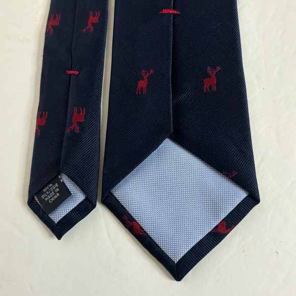 Tommy Hilfiger Navy Blue Red Buck Stag Deer Silk Neck Tie - Picture 6 of 7